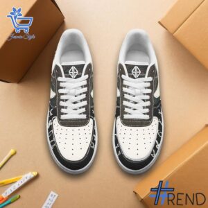 Custom apparel with the bold Simula at Wakas SB Nike Air Force Shoes design