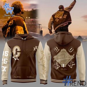 From casual to standout — 1 Breezy Bowl Chris Brown XX World Tour Hoodie says it all.