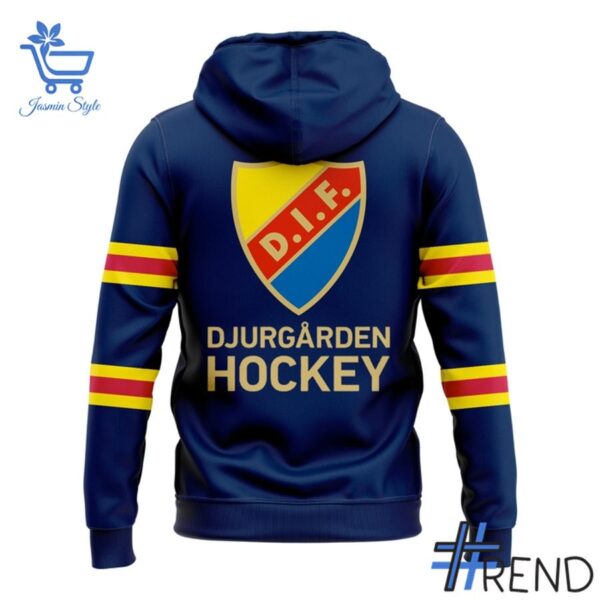 The 3 DIF Hockey 2025 CCM REPLICA Hemma Hoodie delivers iconic streetwear energy.