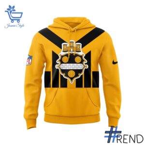 From casual to standout — 2 Pittsburgh Steelers Gold 1933 Throwback Game Hoodie says it all.