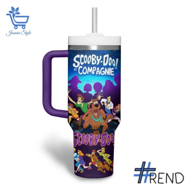 4 Scooby Doo Compagnie Spooky Island Halloween Tumbler designed with a clean aesthetic for everyday wear