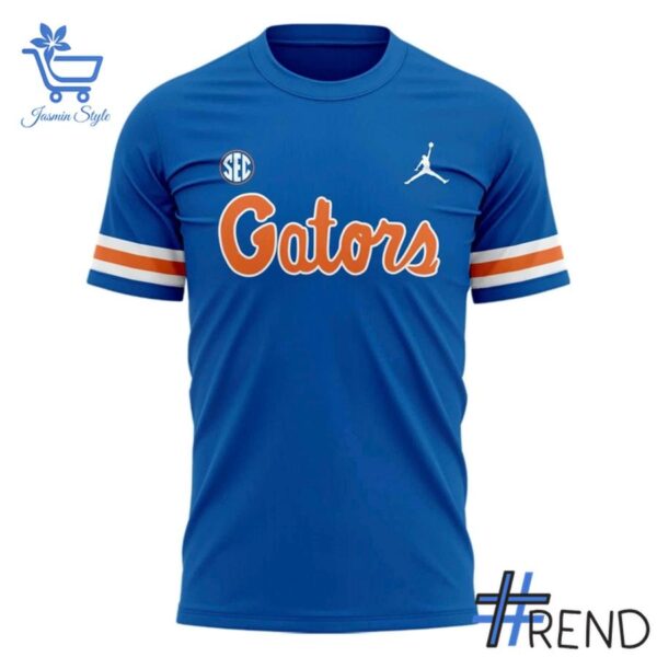Refresh your collection with the timeless 2 1960s Throwback Uniform Florida Gators Football T Shirt.
