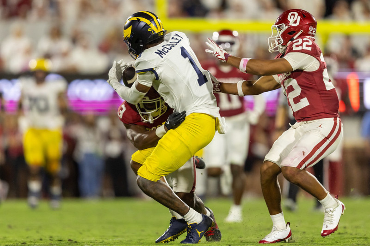 Baseball jerseys combine sporty comfort with streetwear style classic customizable and always fashion forward Oklahoma’s defense shuts down Michigan as Wolverines struggle for rhythm, managing just 288 yards in a tough road loss