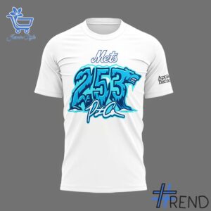 Refresh your collection with the timeless 1 Brooklyn Cyclones x Polar Bear Pete Night Tshirt.