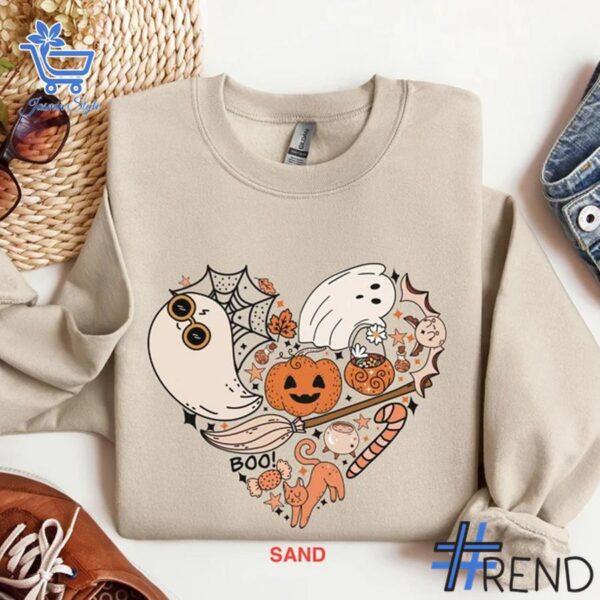 Trendy Heart Spooky Season Halloween Sweatshirt perfect for casual and streetwear outfits.