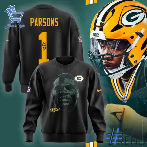 The Micah Parsons Green Bay Packers Portrait Shirt adds a colorful spark to your wardrobe.