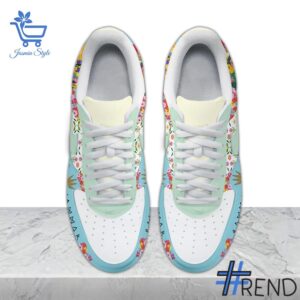 Stylish Midsommar A Nike Air Force designed for all-day comfort.
