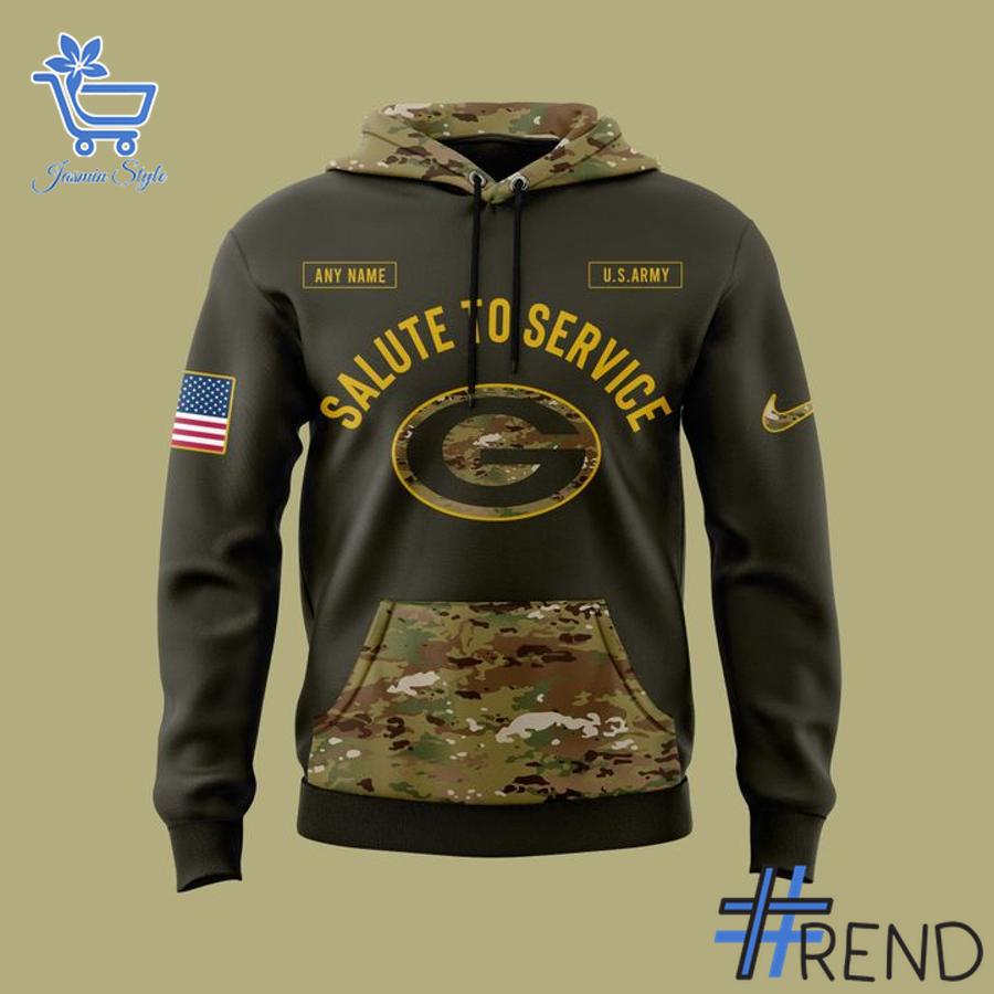 Sleek 2 Camo Green Bay Packers 2025 NFL Salute to Service Hoodie with bold design accents and flawless fit.