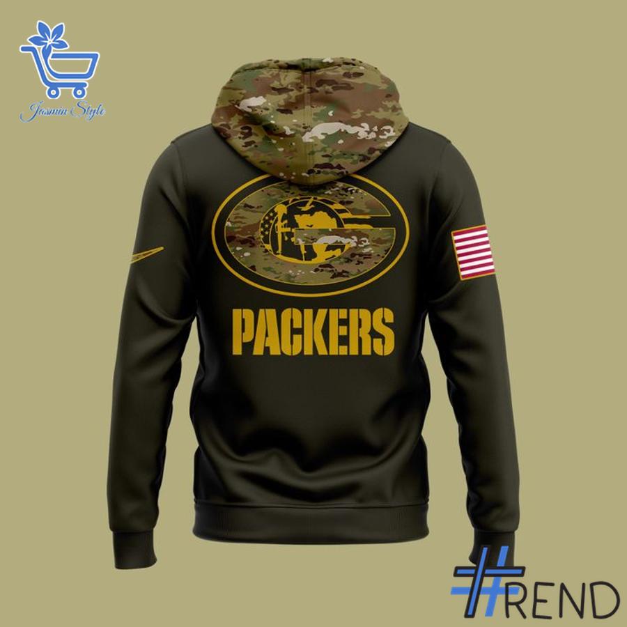 Sleek 3 Camo Green Bay Packers 2025 NFL Salute to Service Hoodie with bold design accents and flawless fit.