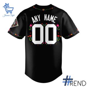 Express your true style with Chicago White Sox Hispanic Heritage Night Jersey.