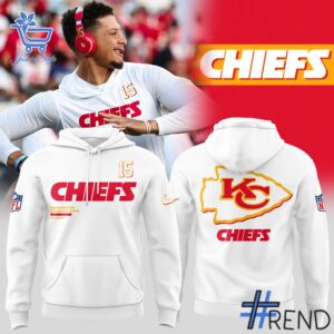 A timeless essential that elevates every outfit: 1 Kansas City Chiefs Mahomes 15 Hoodie.