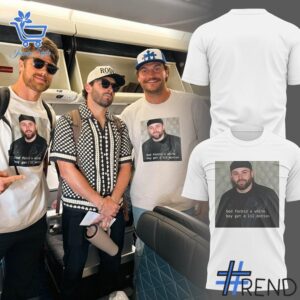 Eye-catching 1 Tampa Bay Buccaneers God forbid a white boy get a lil motion T Shirt designed to upgrade your everyday outfit.