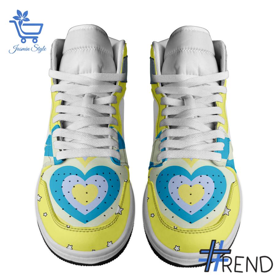 Sleek 3 The Powerpuff Girls Bubbles Air Jordan 1 that complements both casual and streetwear styles.